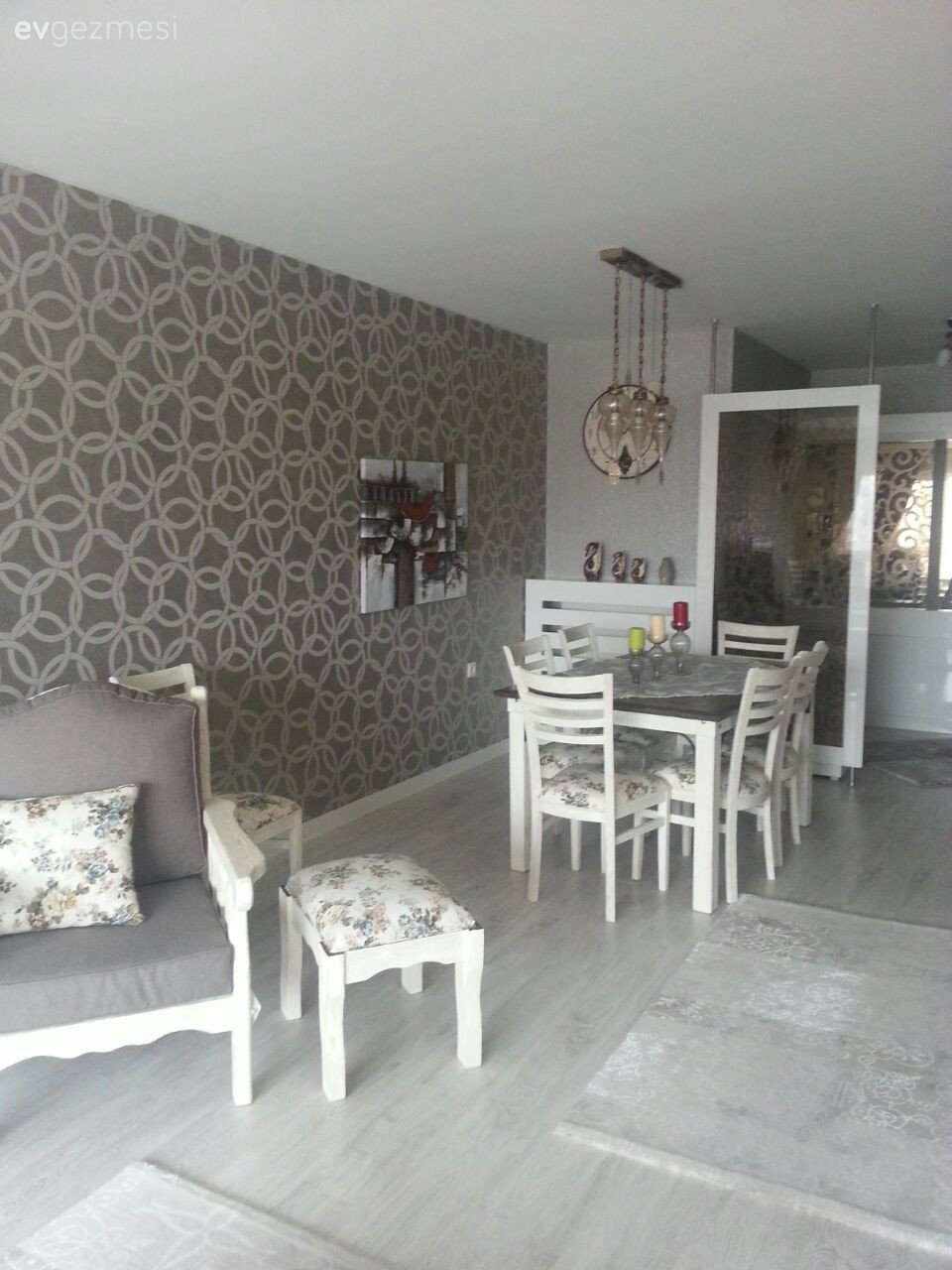 Ahşap Mobilya, Berjer, Beyaz, Duvar kağıdı, Kahverengi, Salon, Yemek Odası