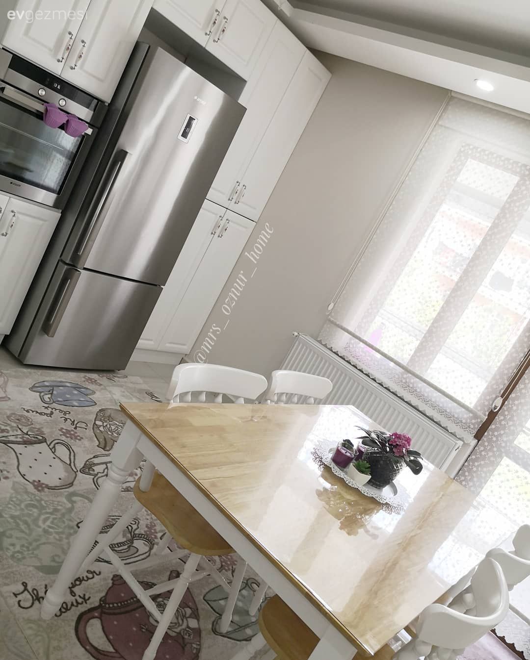 Mutfak masası, Mutfak, Mutfak halısı, Beyaz mutfak, Mutfak perdesi