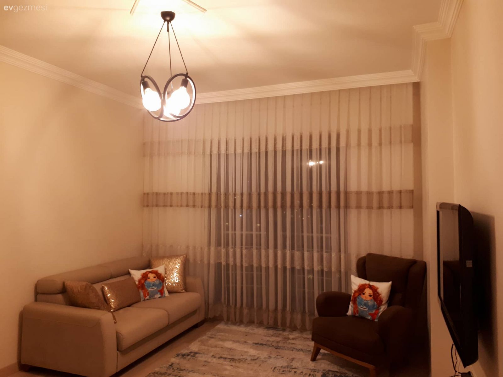 Oturma Odası, Sarkıt, Berjer, Halı