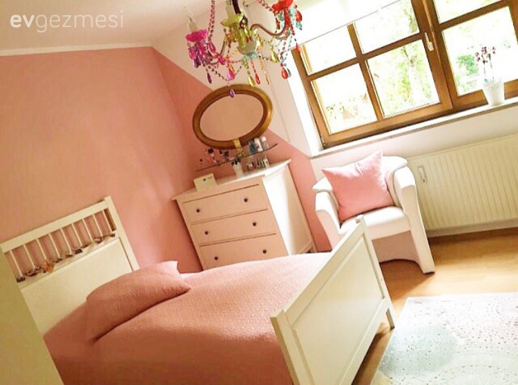 Çocuk Odası, Pembe
