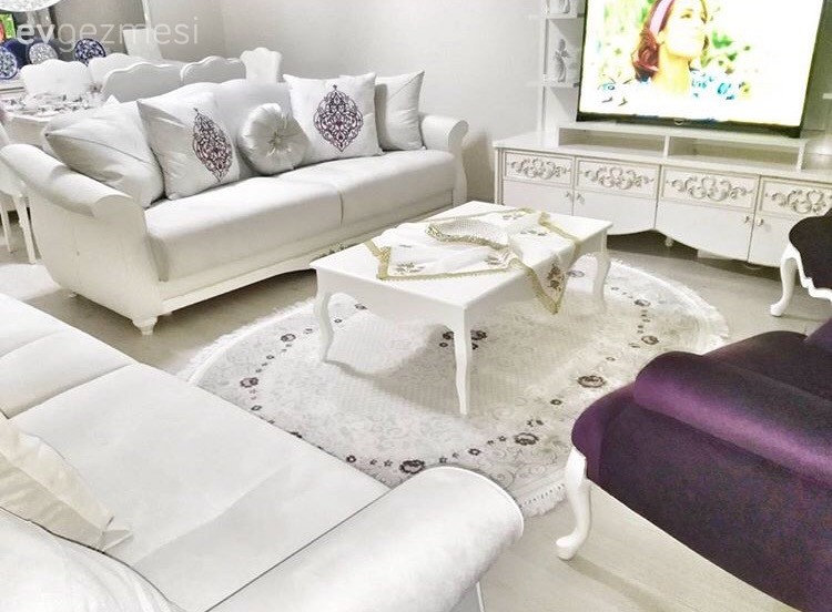 Beyaz, Halı, Mor, Orta sehpa, Salon, Tv ünitesi