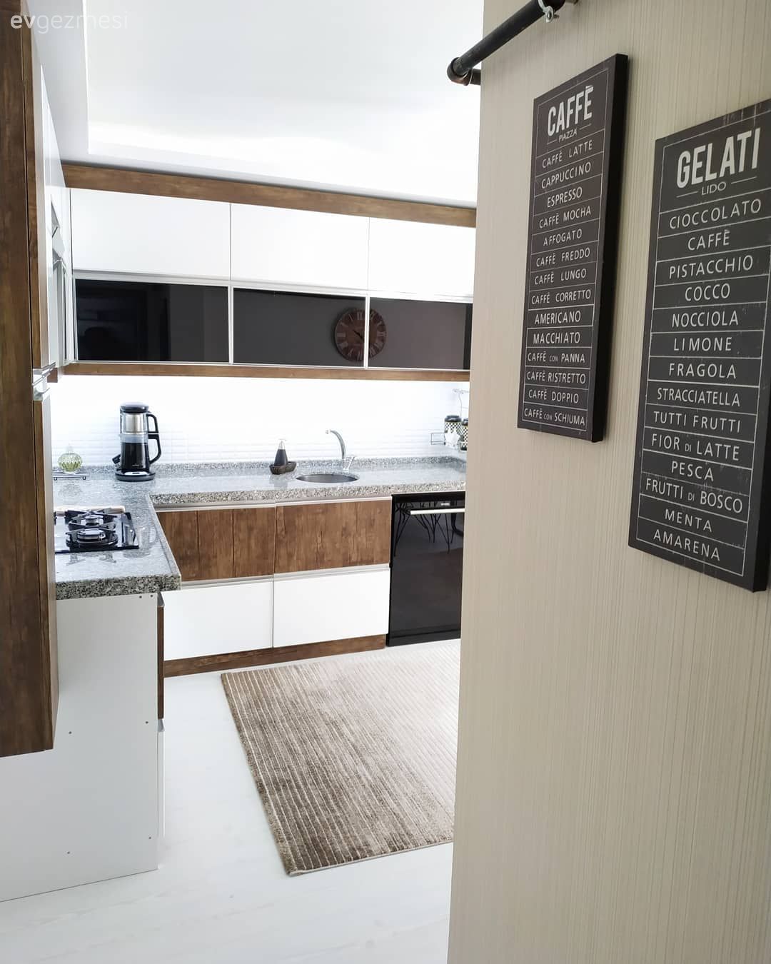 Duvar panosu, Mutfak, Modern mutfak, Beyaz ve ahşap mutfak