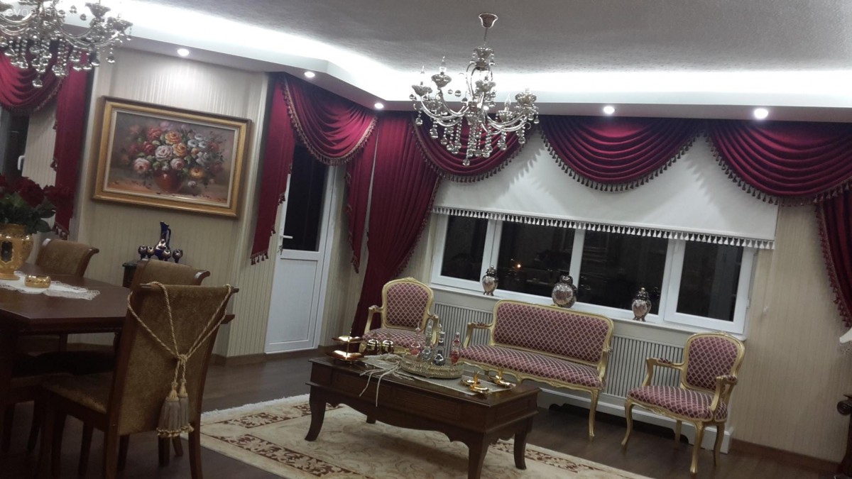 Şebnem Hanım'ın, Terk Edilmiş Eşyalara Yeni Bir Hayat Verdiği Evi..