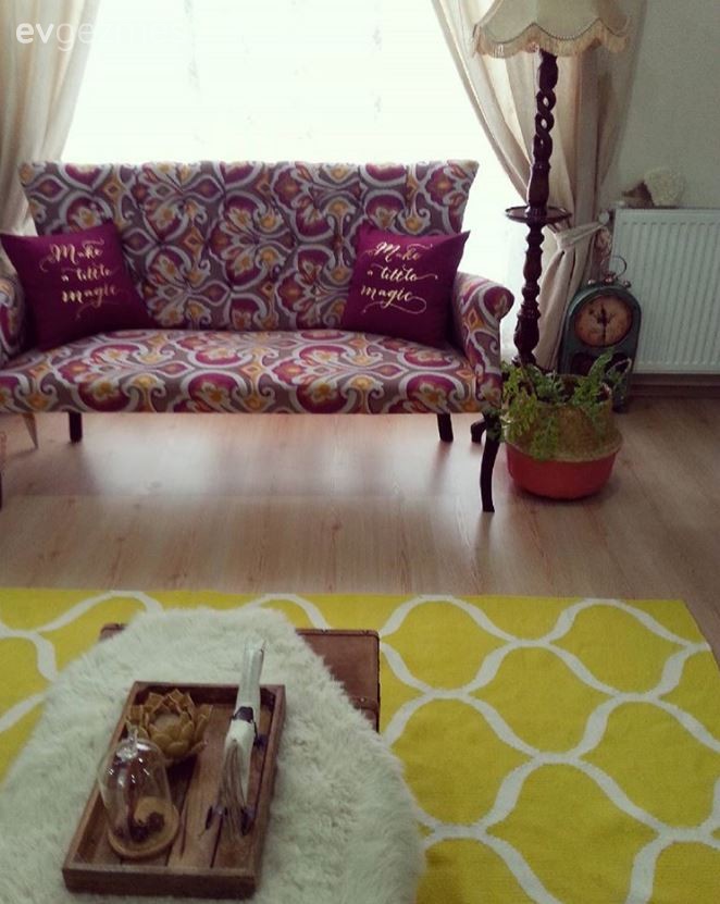 Kırmızı, Salon, Sarı