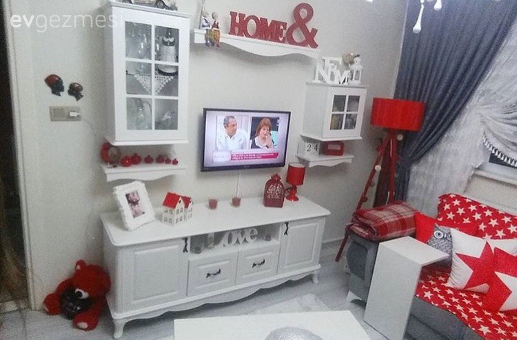 Kırmızı, Salon, Tv ünitesi, Küçük Ev, Küçük salon dekorasyonu