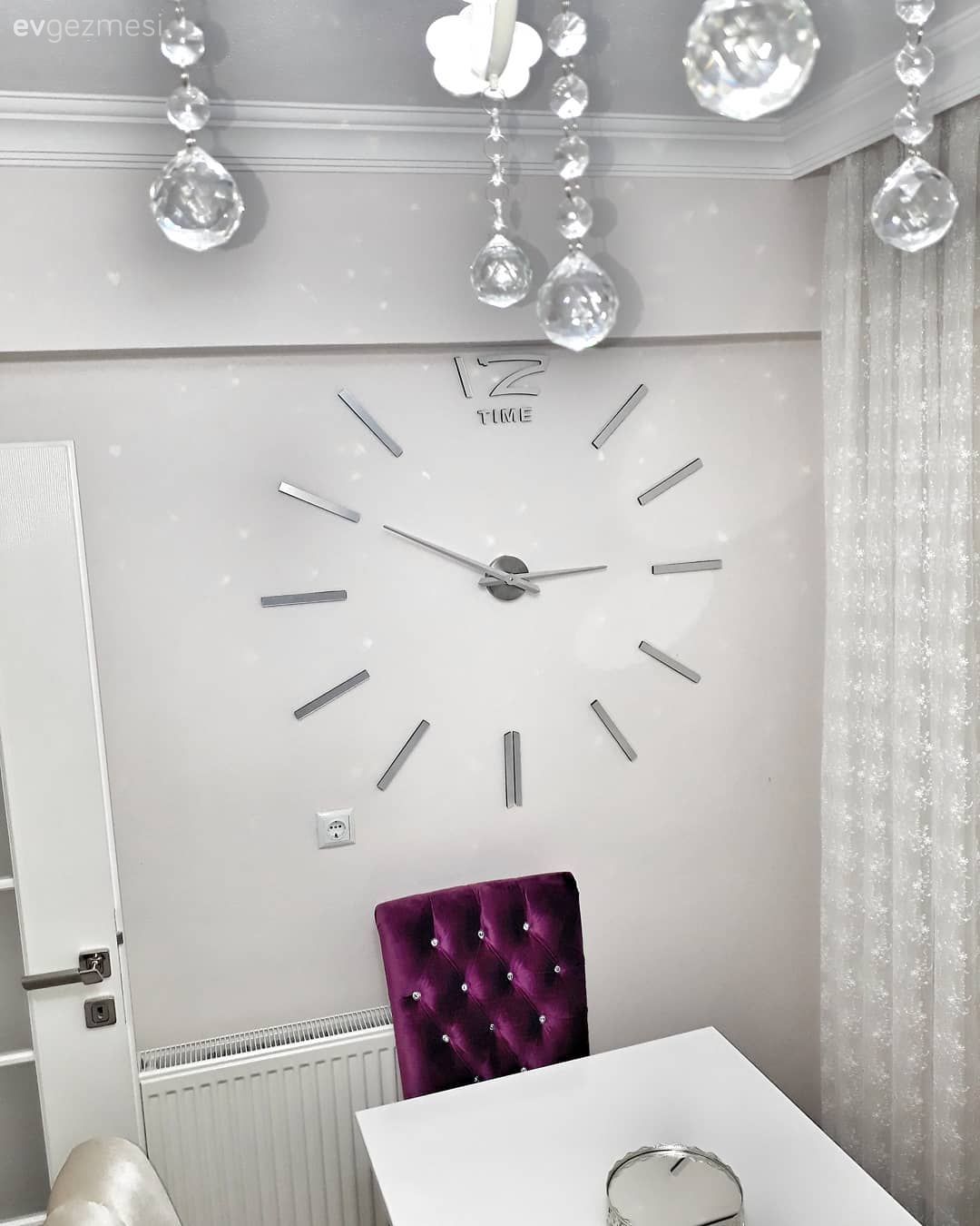 Duvar saati, Ayna, Mutfak, Mutfak masası