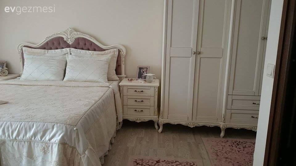 25 senelik mobilyaların hayat bulduğu antik şıklıkta bir ev..