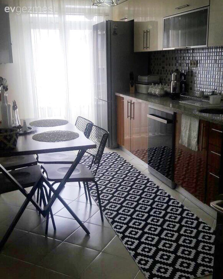 Halı, Modern mutfak, Mutfak, Siyah- Beyaz