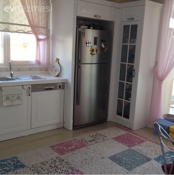 Tuğba hanımın aydınlık mutfağı..