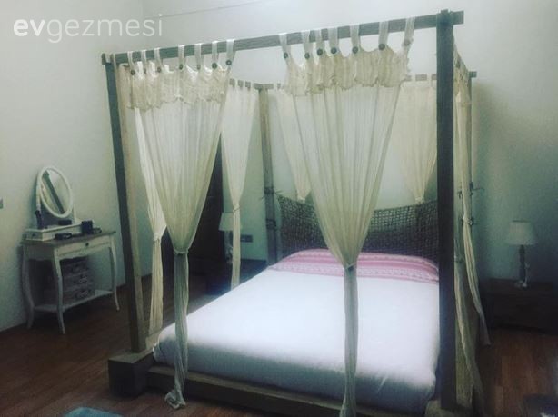 Damla hanımın antik stil esintili şık ve naturel evi..