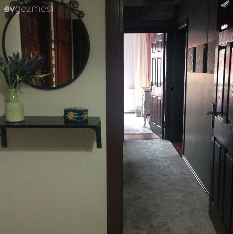 Safiye hanımın modern stilde, küçük ve samimi evi..