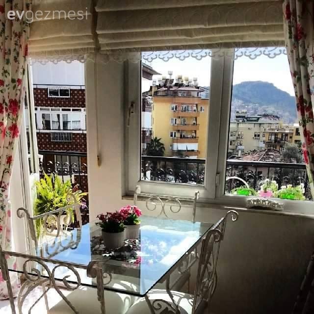 Mutfak, Mutfak masası