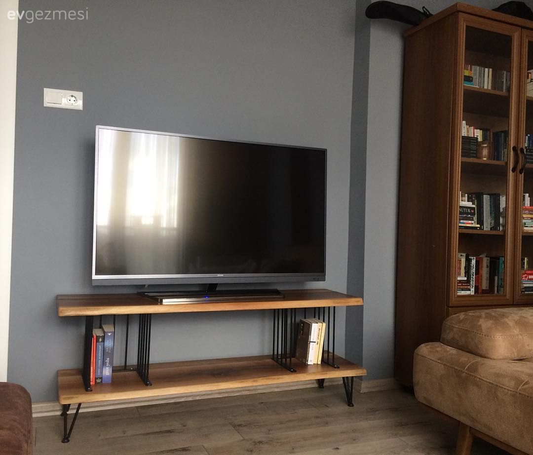 Stil sahibi görünüm, davetkar ve keyifli bir atmosfer. Burcu hanımın evinden..