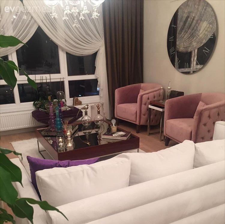 Ayna, Beyaz, Fon perde, Pembe, Duvar saati, Salon, Perde