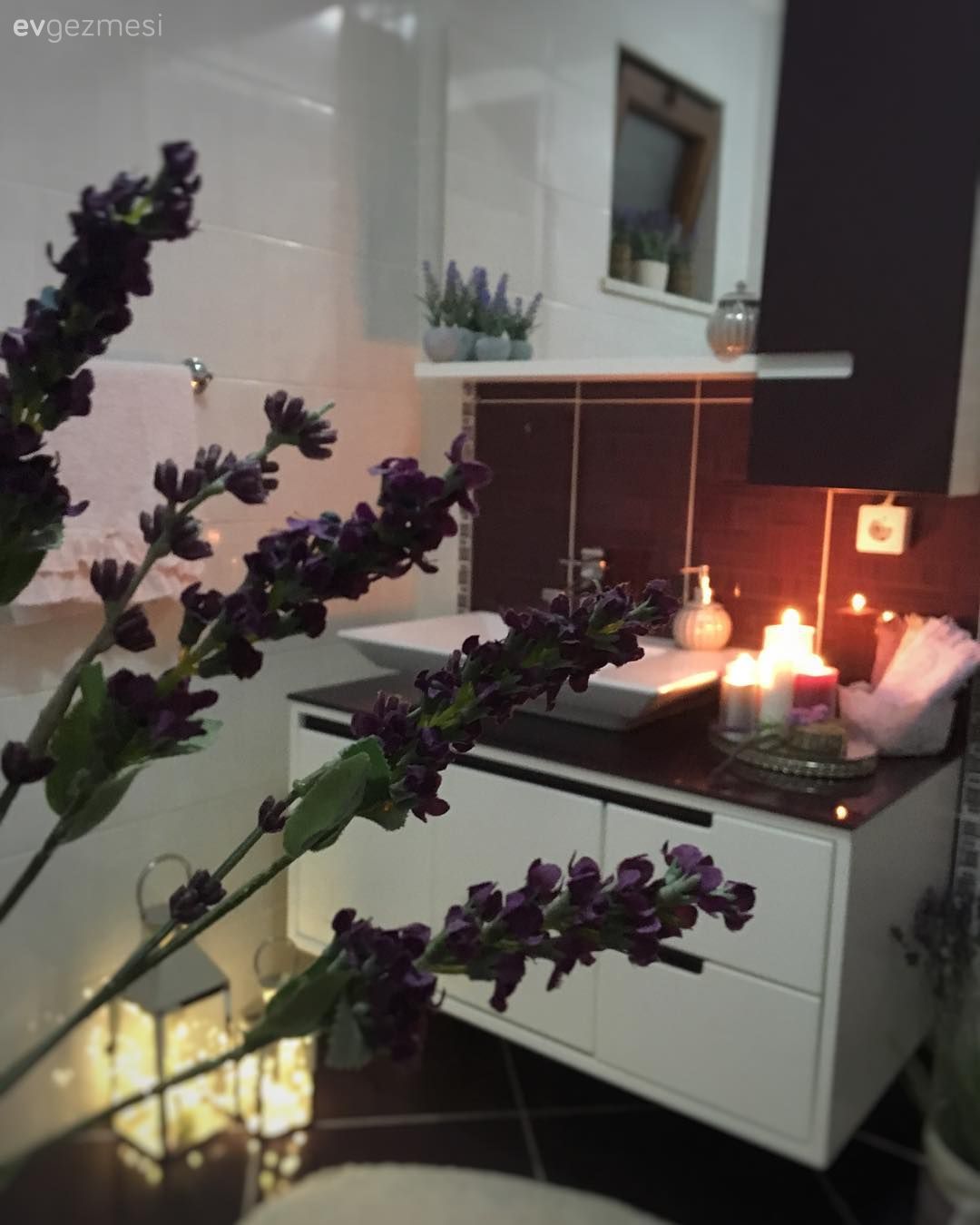 Banyo, Banyo dolabı, Banyo aynası, Banyo tezgahı, Banyo seramikleri