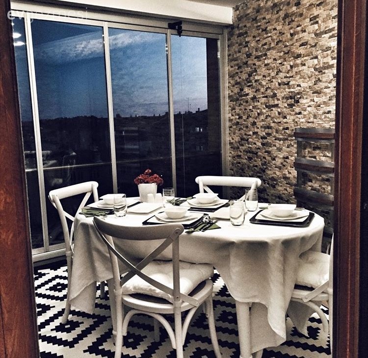 Balkon, Siyah- Beyaz