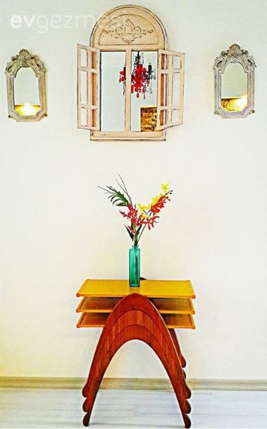 Ebru hanımın aydınlık renklerle cıvıl cıvıl evi..