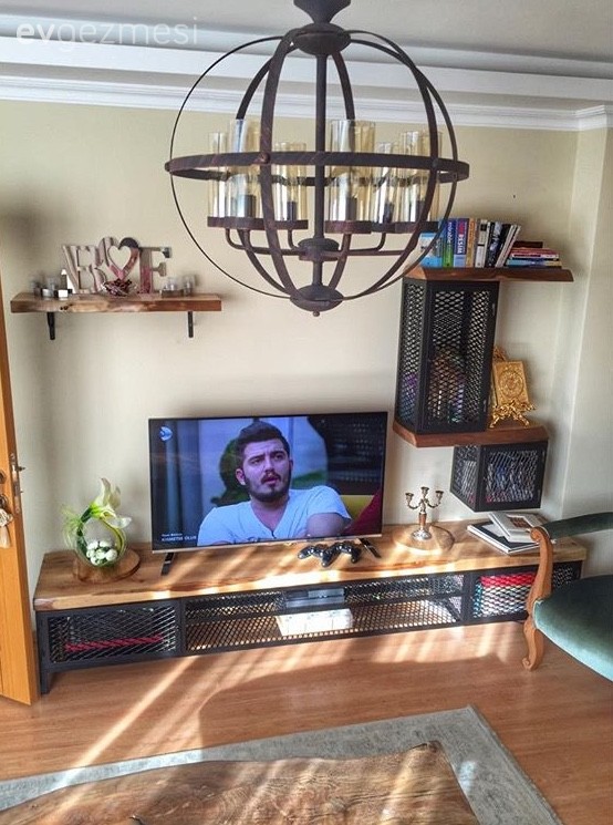 Betül hanımın hem klasik, hem rustik esintili özgün evi..