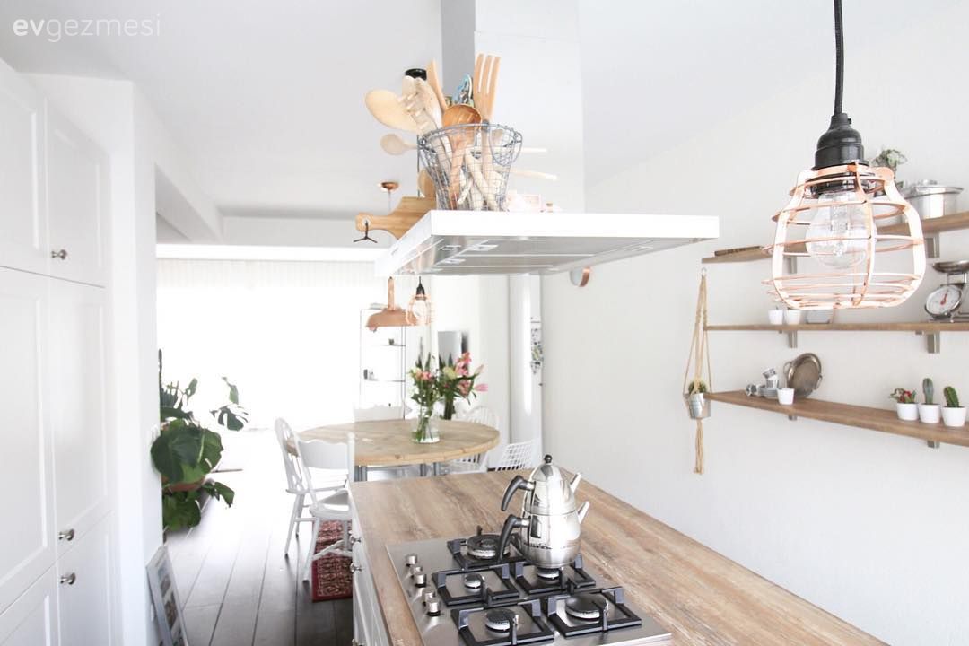 Aydınlık ve Doğal: Ayşe Hanım'ın İskandinav Esintili Evi