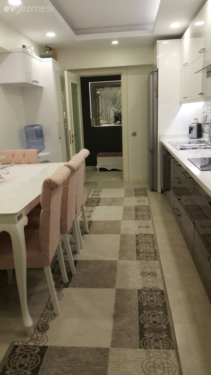 Sakin ve şık bir dekor: Feruzan hanımın keyifli evi..