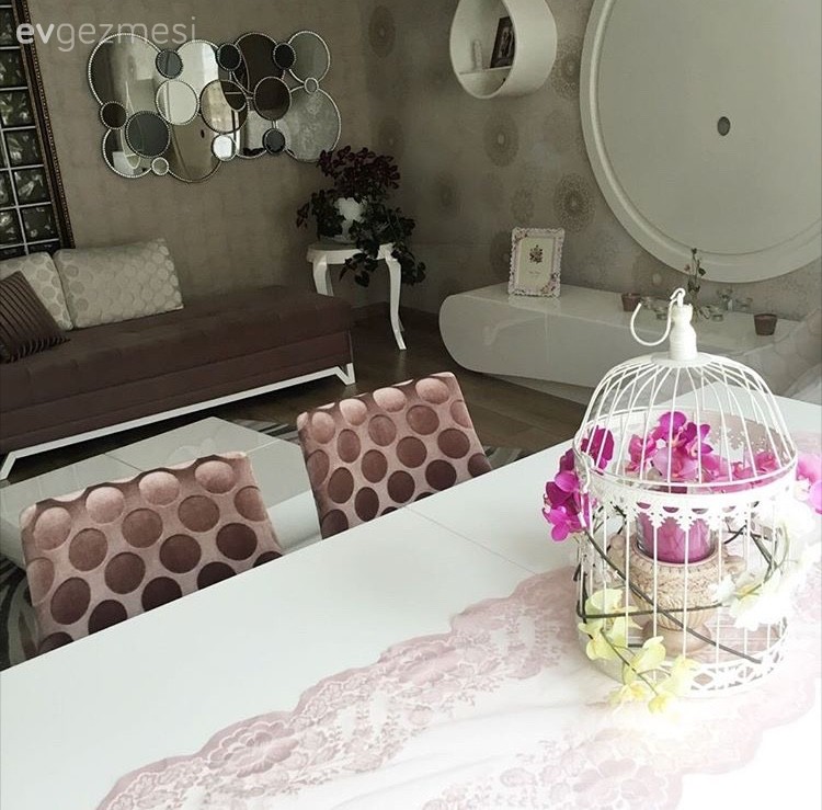 Kahverengi, Yemek Odası, Tv ünitesi