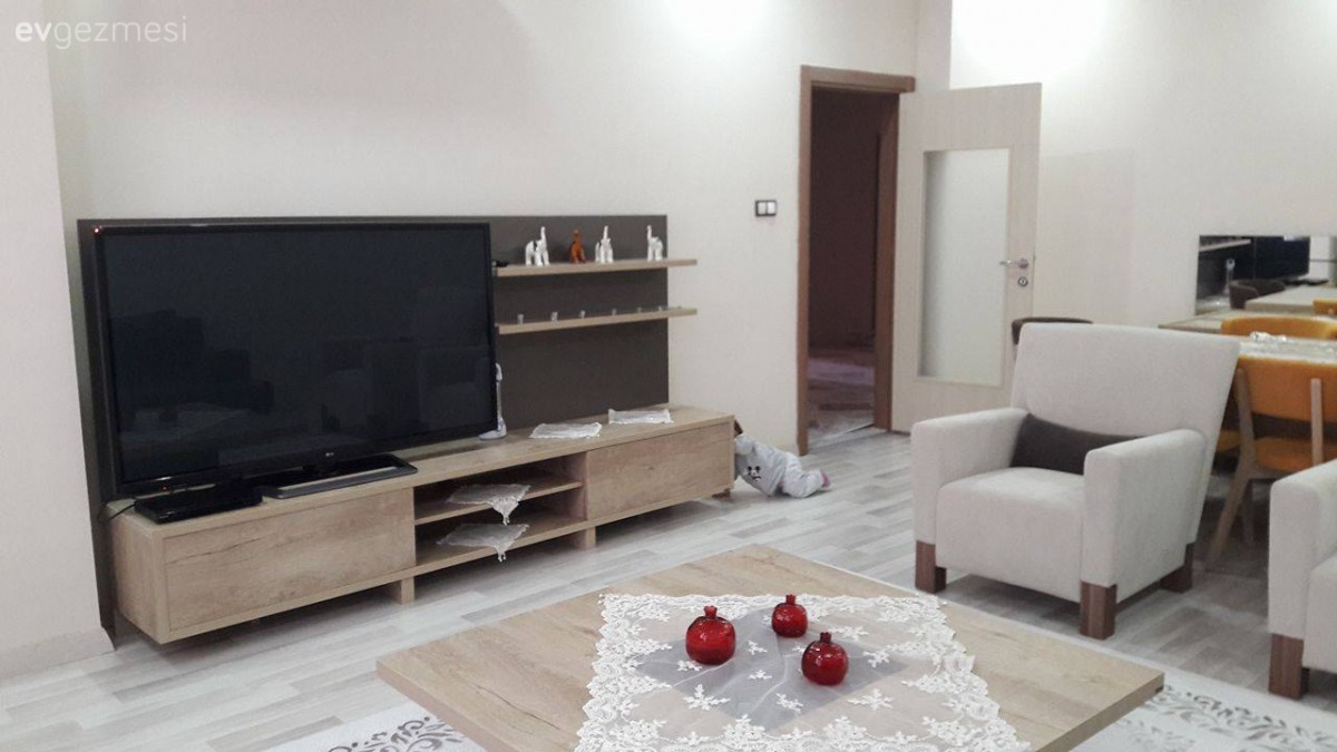 Ahşap Mobilya, Halı, Orta sehpa, Salon, Tv ünitesi