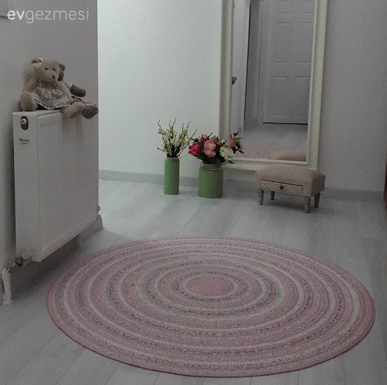 Belkıs hanımın, içimizi açan zarif evinden yeni kareler.