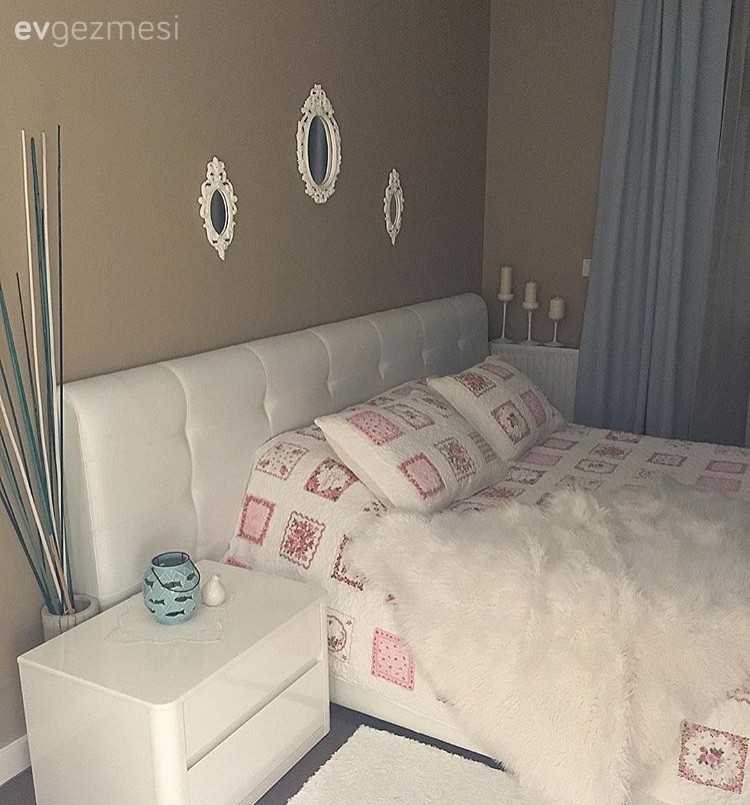 Kahverengi, Yatak Odası