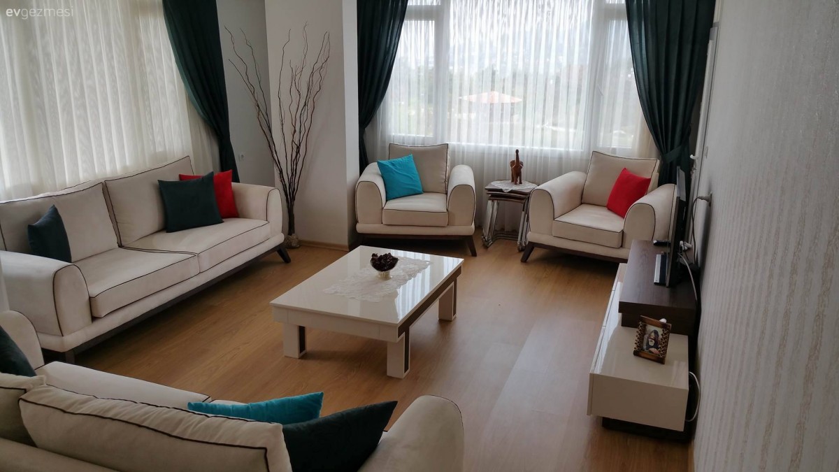 Beyaz, Orta sehpa, Salon