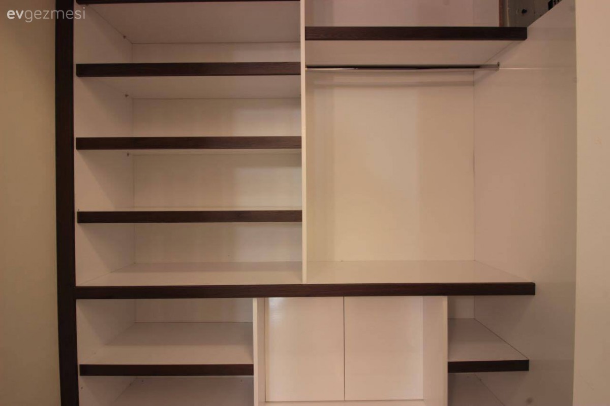 Giyinme odası, Özel yapım dolaplar