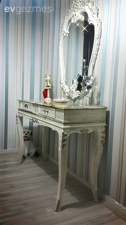 Antre, Ayna, Dresuar, Duvar kağıdı