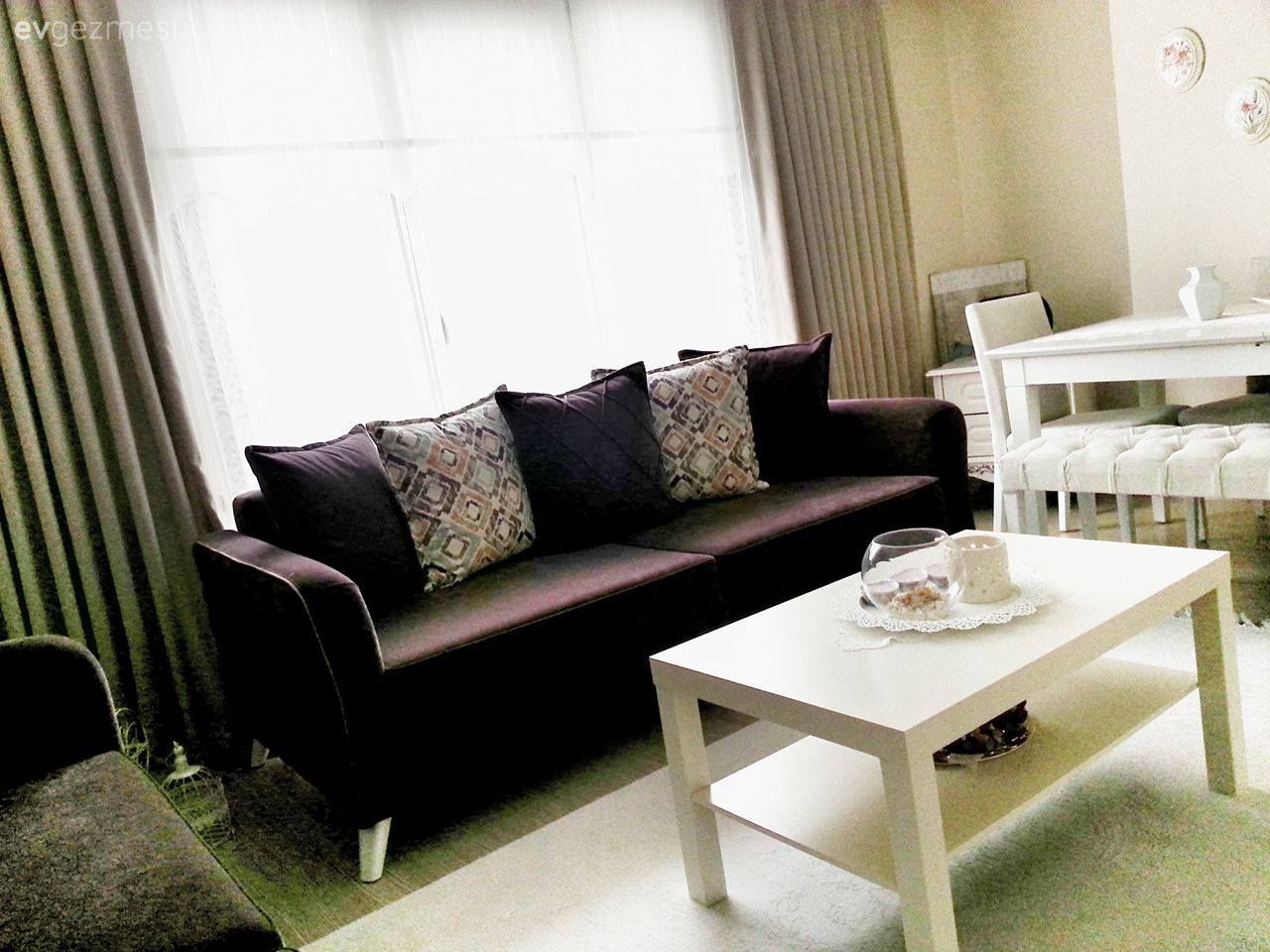 Mor, Orta sehpa, Salon