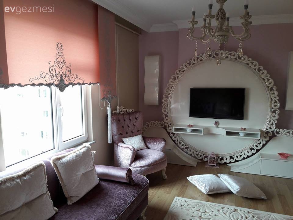 Avize, Pembe, Perde, Salon, Tv ünitesi, Aydınlatma