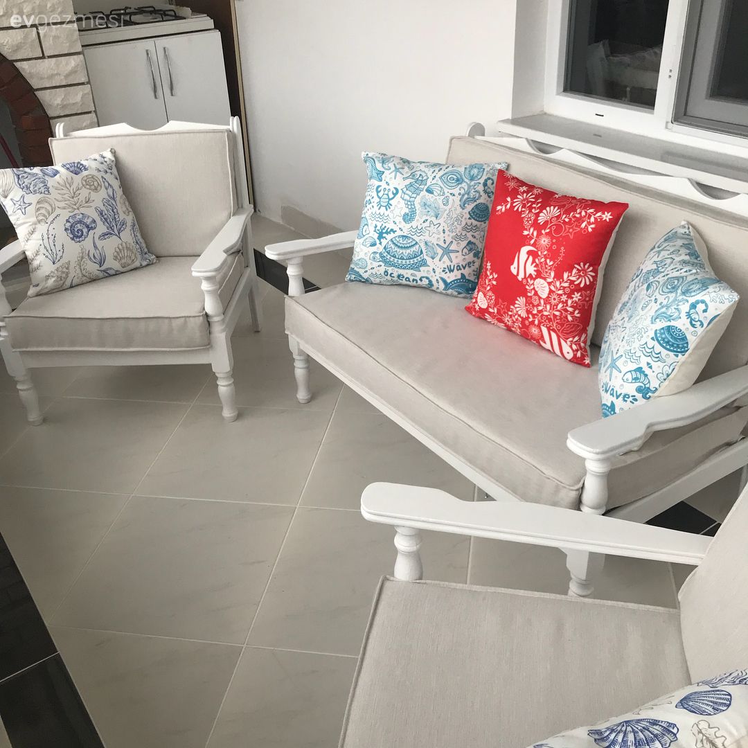 Kendin Yap, Balkon oturma grubu, Öncesi / Sonrası, Mobilya boyama