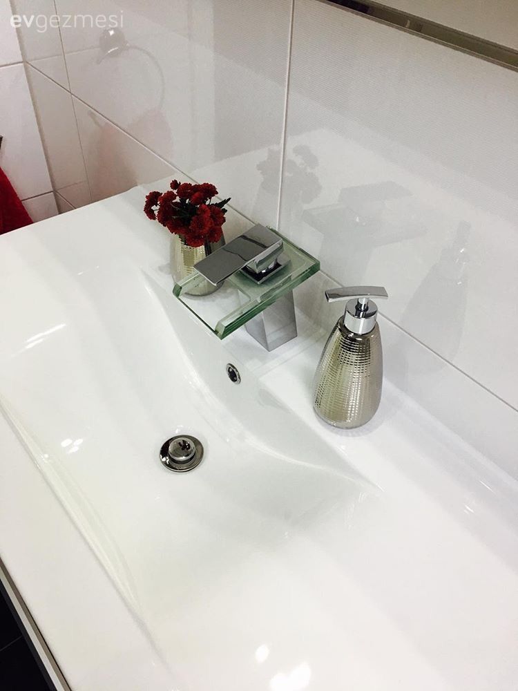 Banyo Bataryası Seçimi: Markalar ve Fiyatlar Karşılaştırması