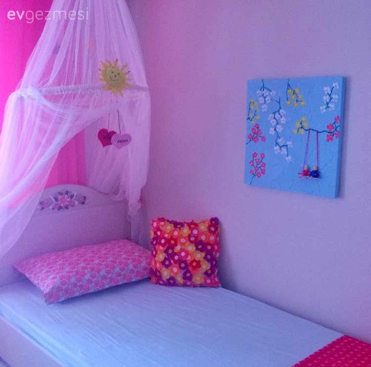 Miray hanımın renkli evi ve birbirinden başarılı kendin-yap projeleri.