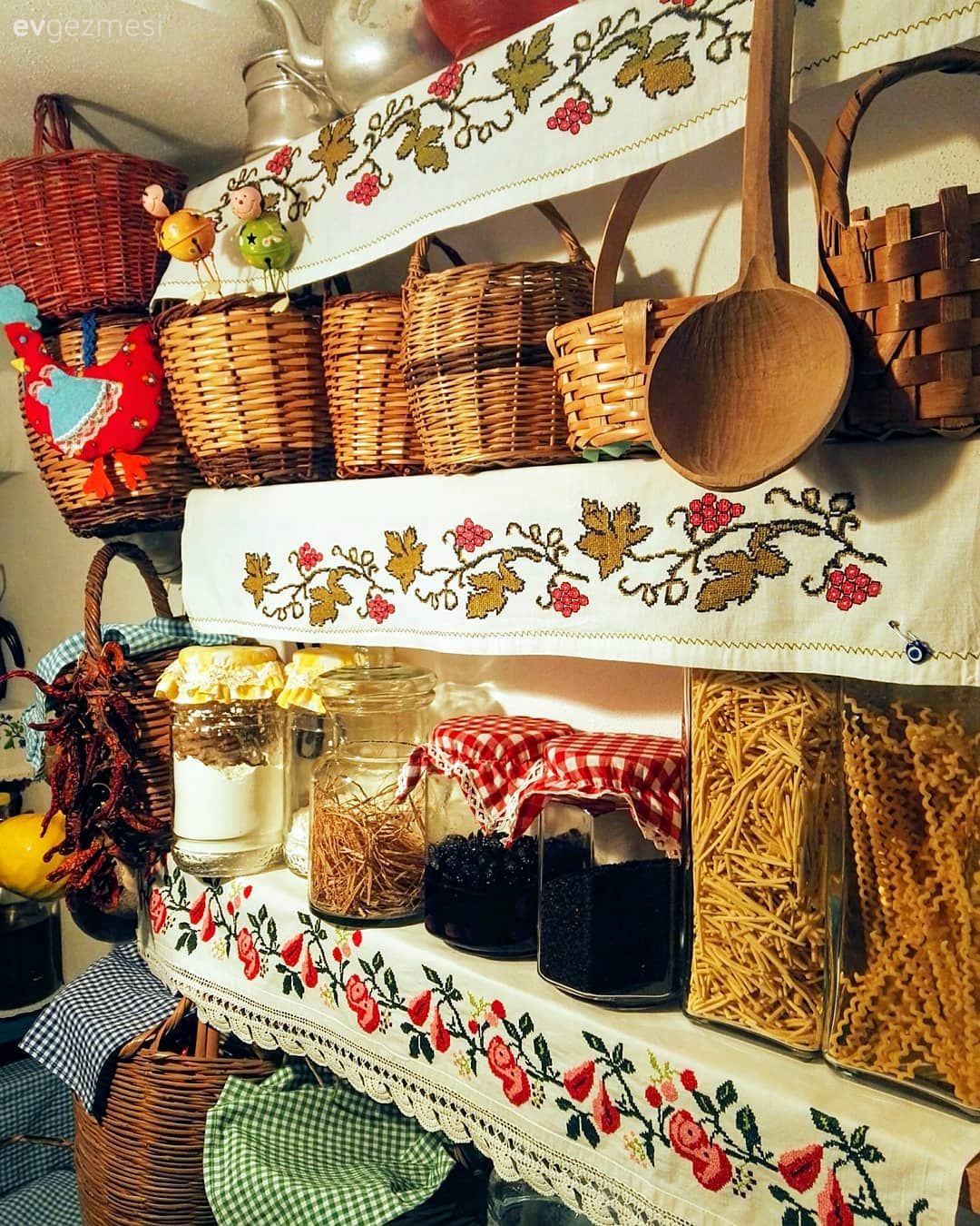 Kiler, Merdiven boşluğu dolabı