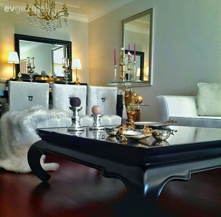 Altın, Beyaz, Dekoratif Objeler, Orta sehpa, Salon, Siyah- Beyaz, Yemek Odası