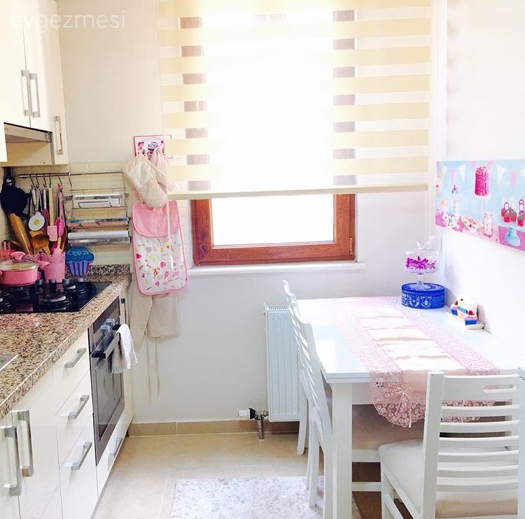 Eda hanımın kişisel dokunuşlarla dolu, sade ve zarif evi..