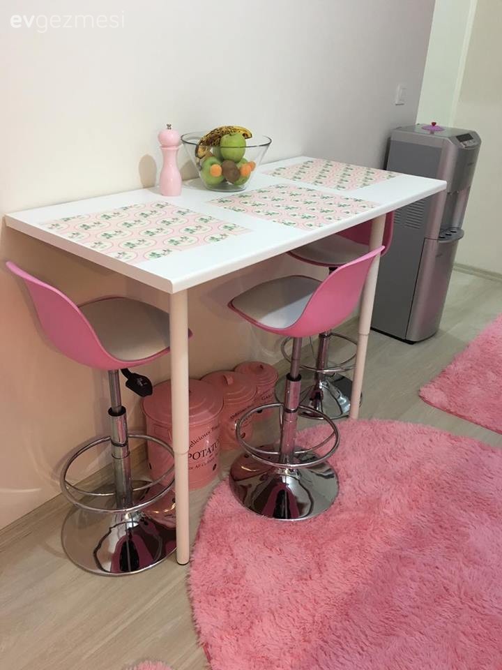 Büşra hanımın modern stilde tatlı ve cıvıl cıvıl evi..