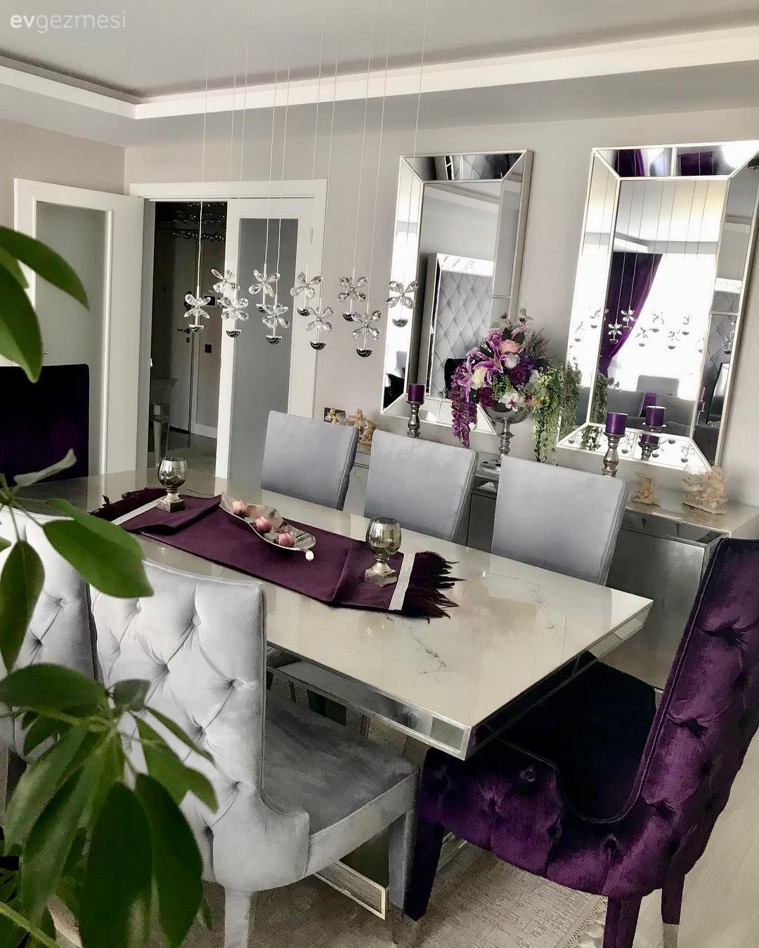 Bu Sofistike ve Şık Evin Zamansız Bir Tasarımı Var