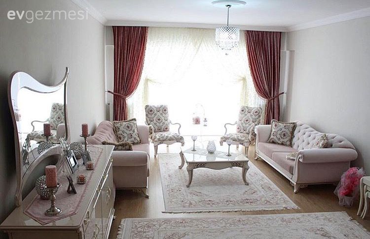 Avangart, Fon perde, Halı, Orta sehpa, Pembe, Salon, Perde