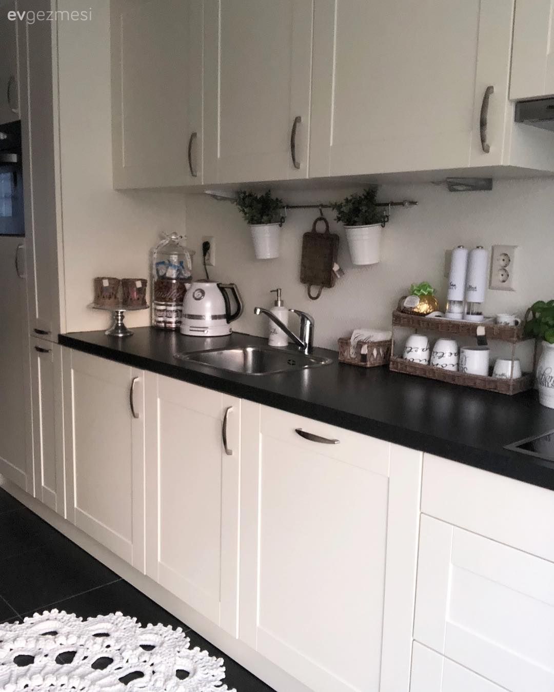 Her Detayı Özenli: Melek Hanım'ın Nostaljik Esintili Evi