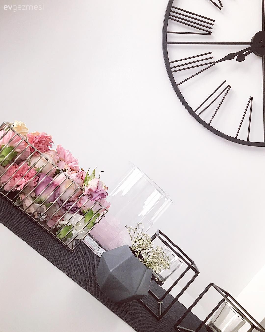 Duvar saati, Çiçekler