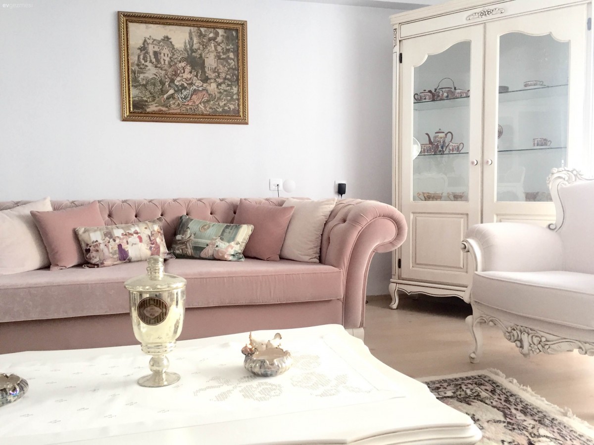 Altın, Orta sehpa, Pembe, Salon, Tavan