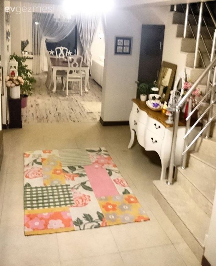 Nurhan hanımın ahşap ve beyazı buluşturan, kır evi stil evi..