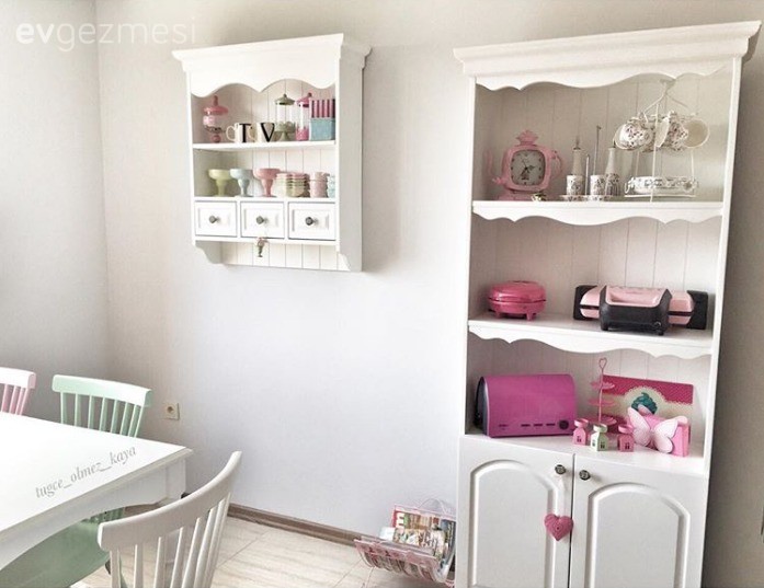 Tuğçe hanımın country stilde evi..