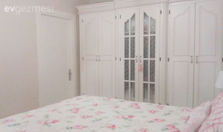 Country, Yatak Odası