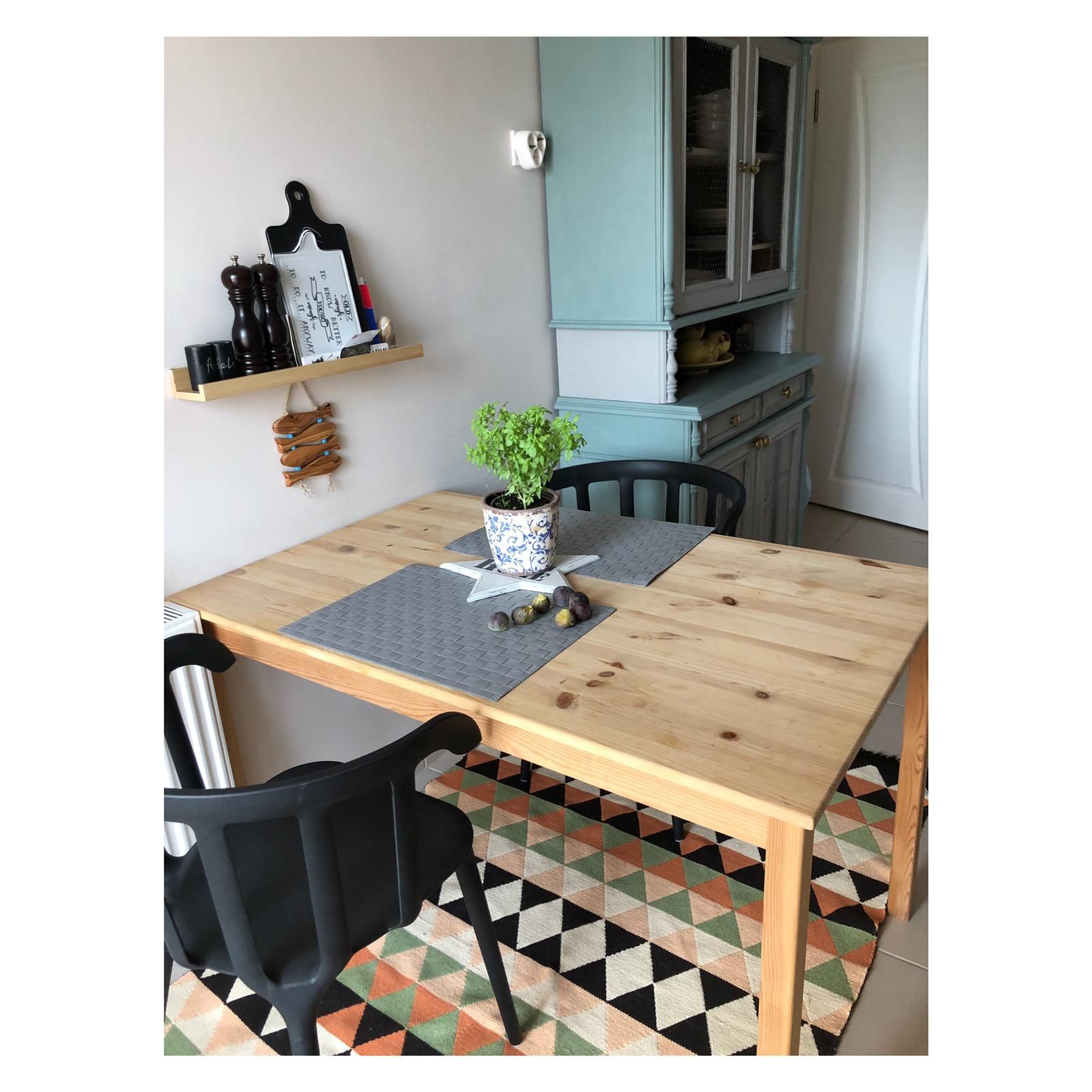 Bu Mutlu Evin Dekorasyonu Kişisel Dokunuşlar, El Emeği Parçalarla Dolu