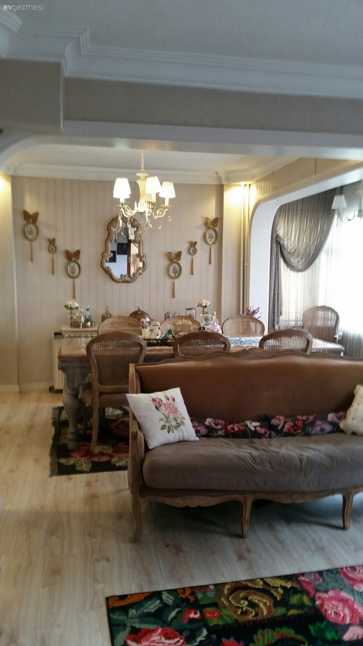 Ahşap Mobilya, Aydınlatma, Kahverengi, Salon, Yemek Odası